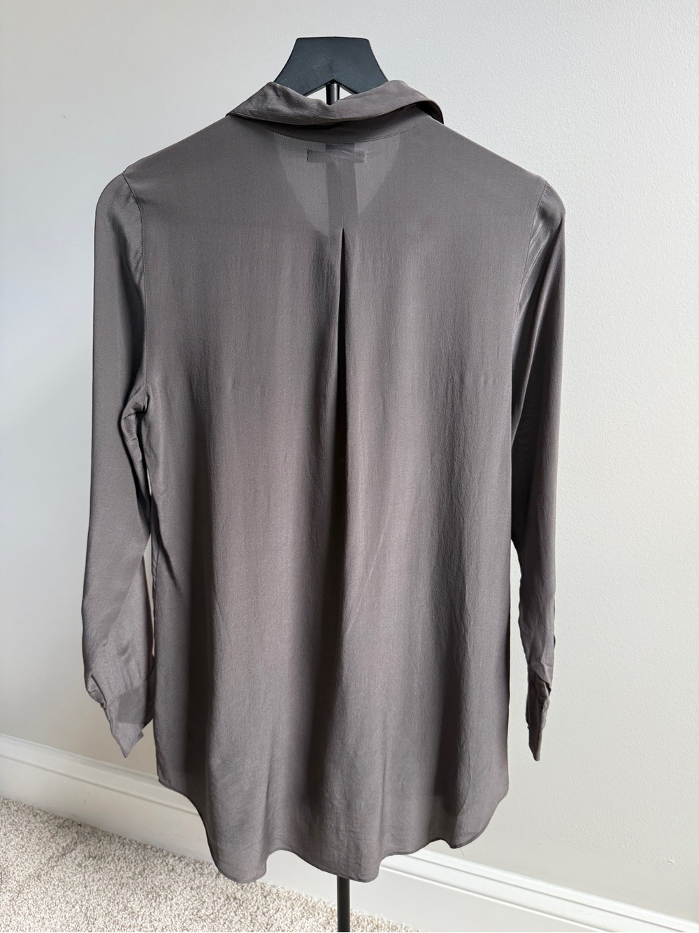 Women's Silk Button-Down Shirt in Brownish Gray - Picture 3 of 8